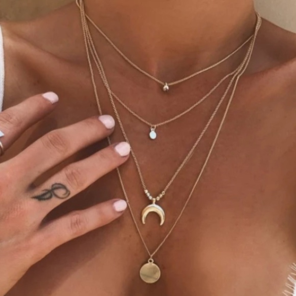 🆕 Gold Layered Necklace